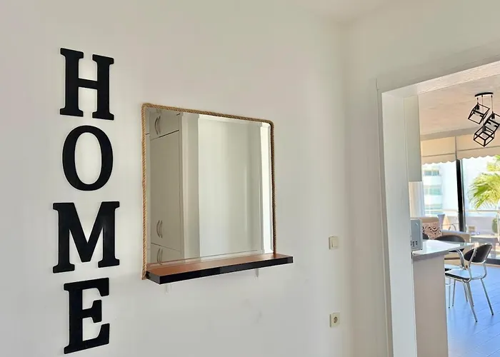 Deniz Manzarali, Plaja 100 Metre, Luks 1