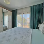 Deniz Manzarali, Plaja 100 Metre, Luks 1 Marmaris