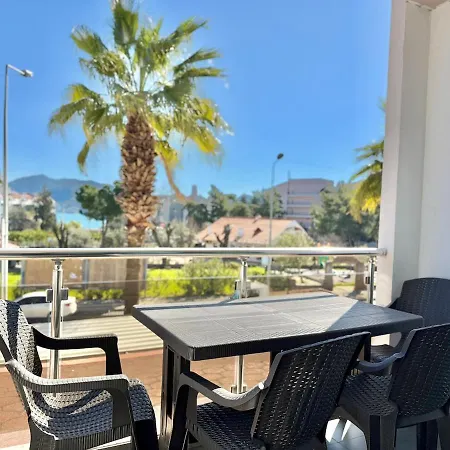 Deniz Manzarali, Plaja 100 Metre, Luks 1 Apartment