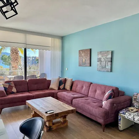 Deniz Manzarali, Plaja 100 Metre, Luks 1 Apartamento *