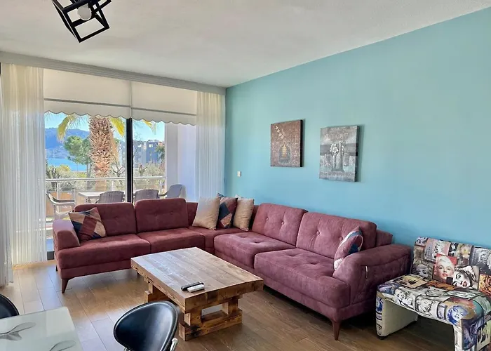 Deniz Manzarali, Plaja 100 Metre, Luks 1 Apartament *