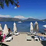 Deniz Manzaralı, Plaja 100 Metre, Luks 1